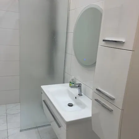 Cahani * Tirana